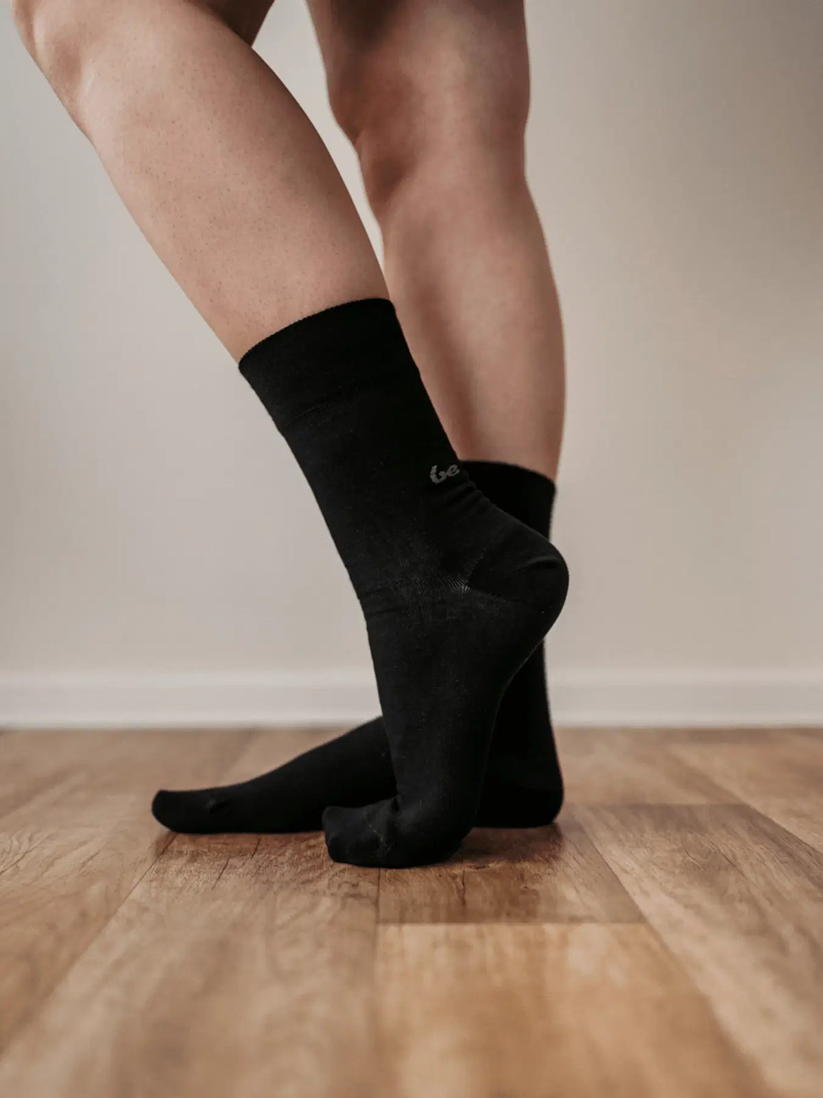 Barefoot Socks - Crew - Essentials – Black - BarefootHub - UK Barefoot Shoes