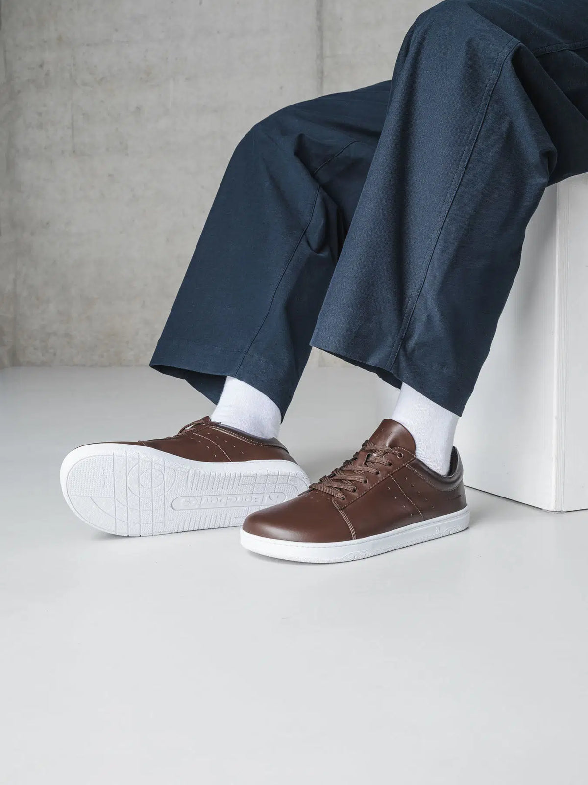 Barfuß-Sneaker Barebarics Enigma - Dunkelbraun
