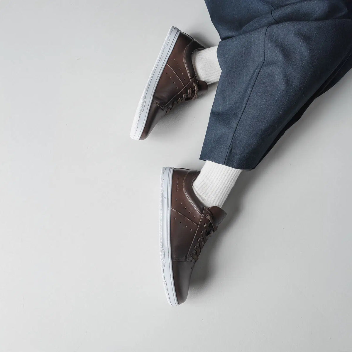 Barfuß-Sneaker Barebarics Enigma - Dunkelbraun
