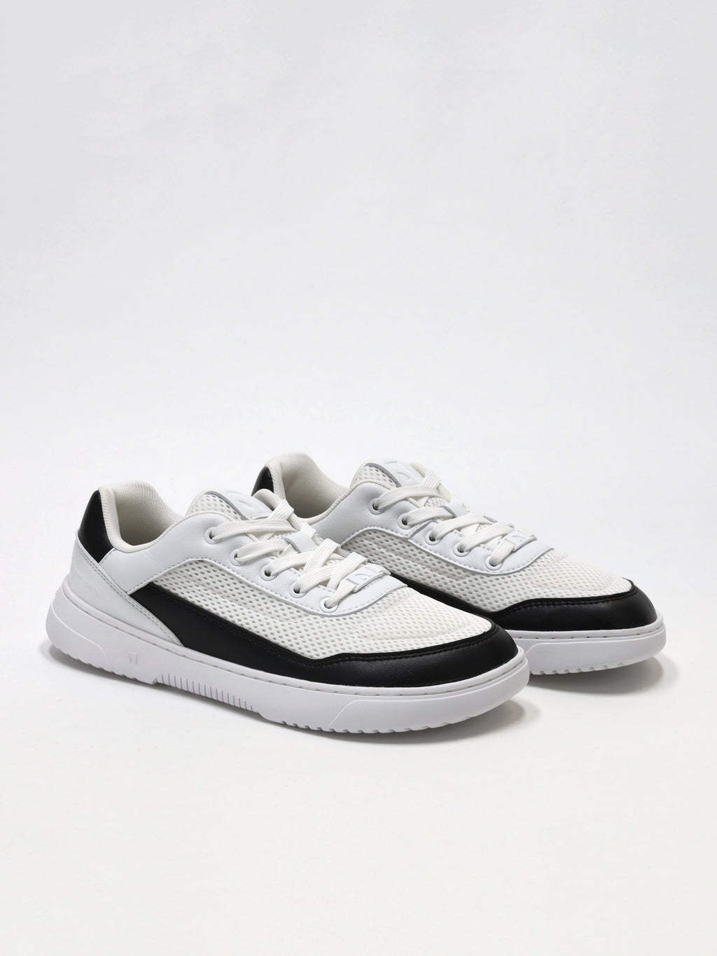 Barfuß-Sneaker Barebarics Vaporo – Weiß & Schwarz