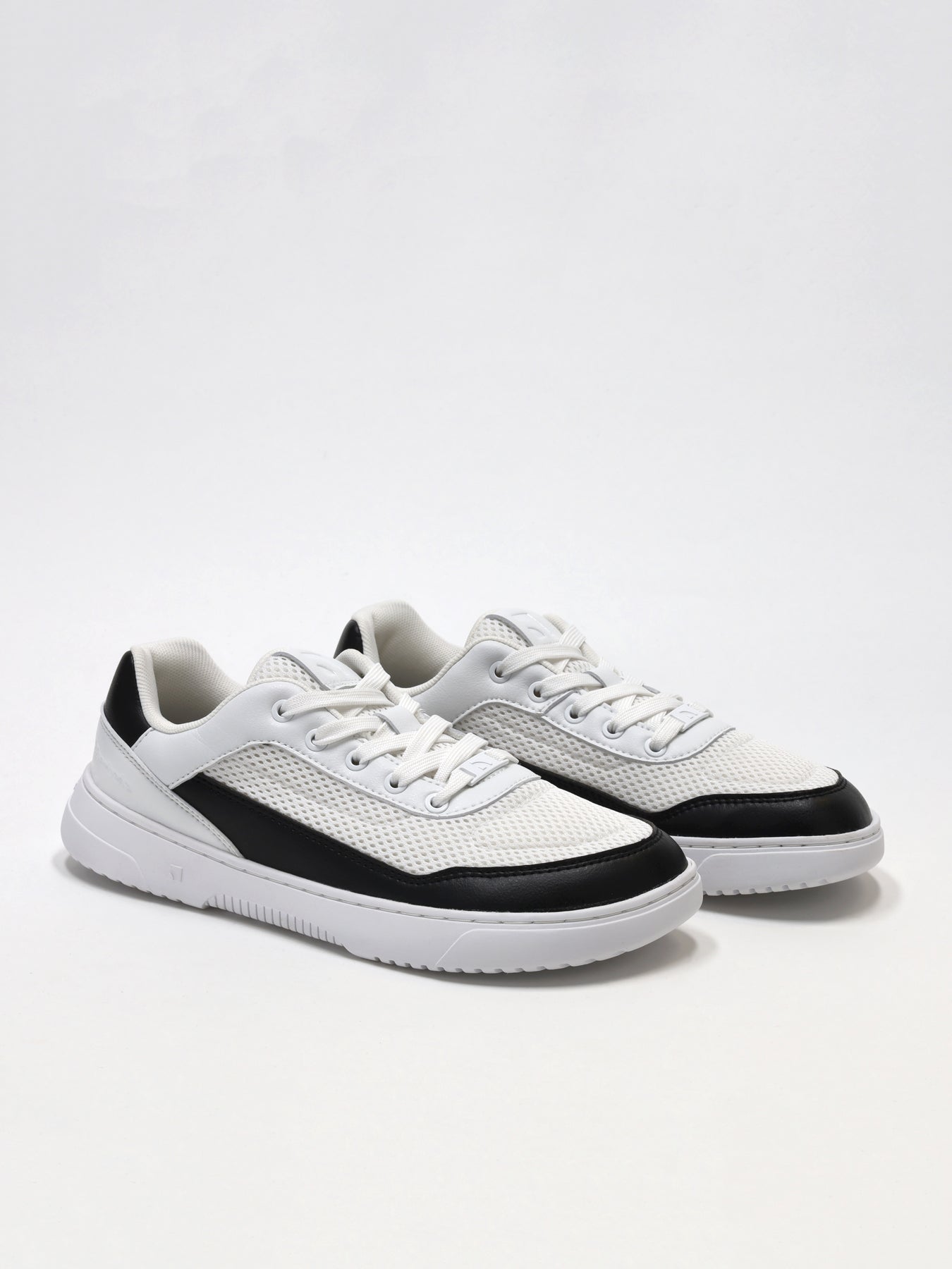 Barfuß-Sneaker Barebarics Vaporo – Weiß & Schwarz