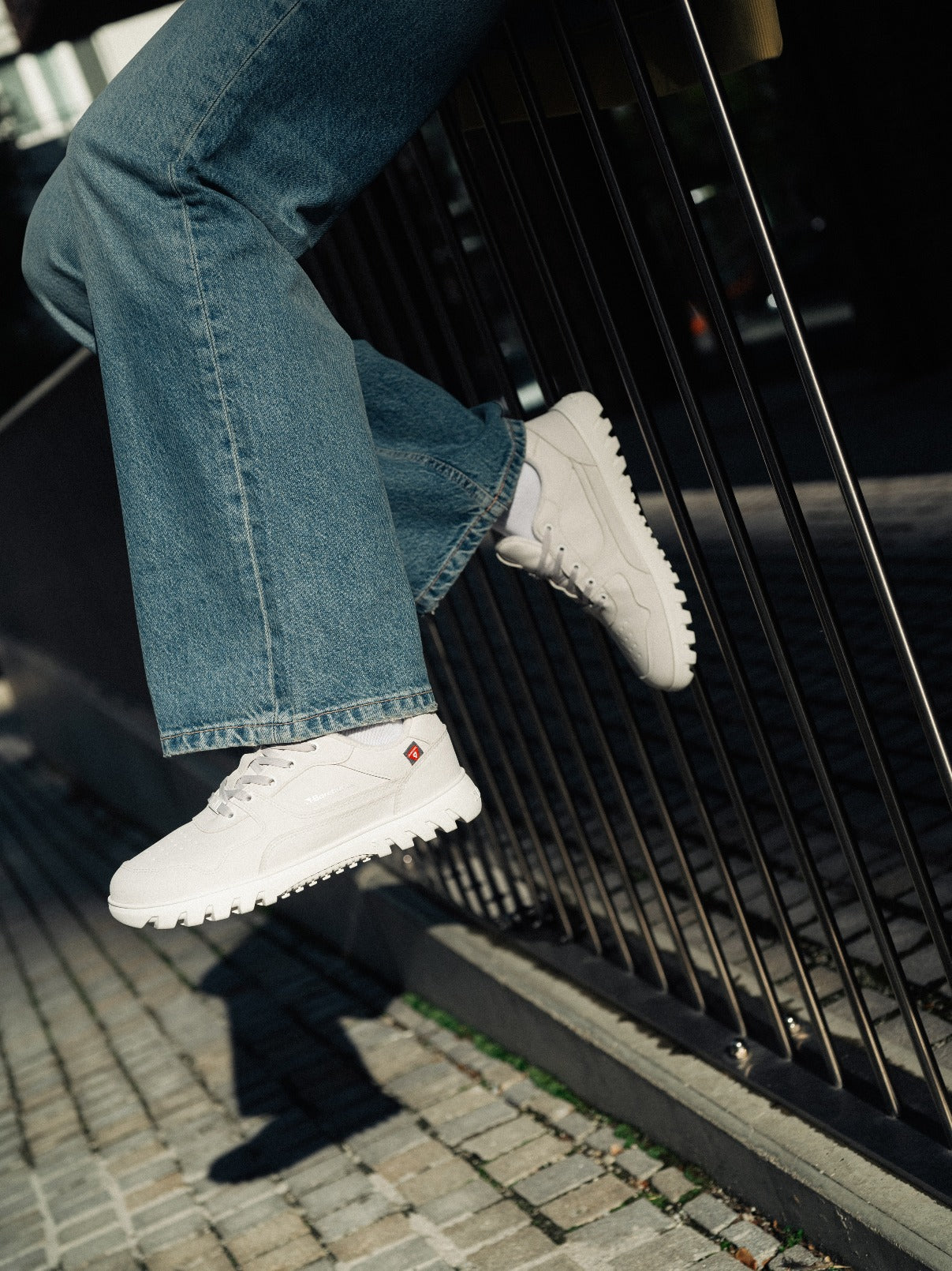 Barfuß-Sneaker Barebarics Zing Frost - Hellgrau & Weiß