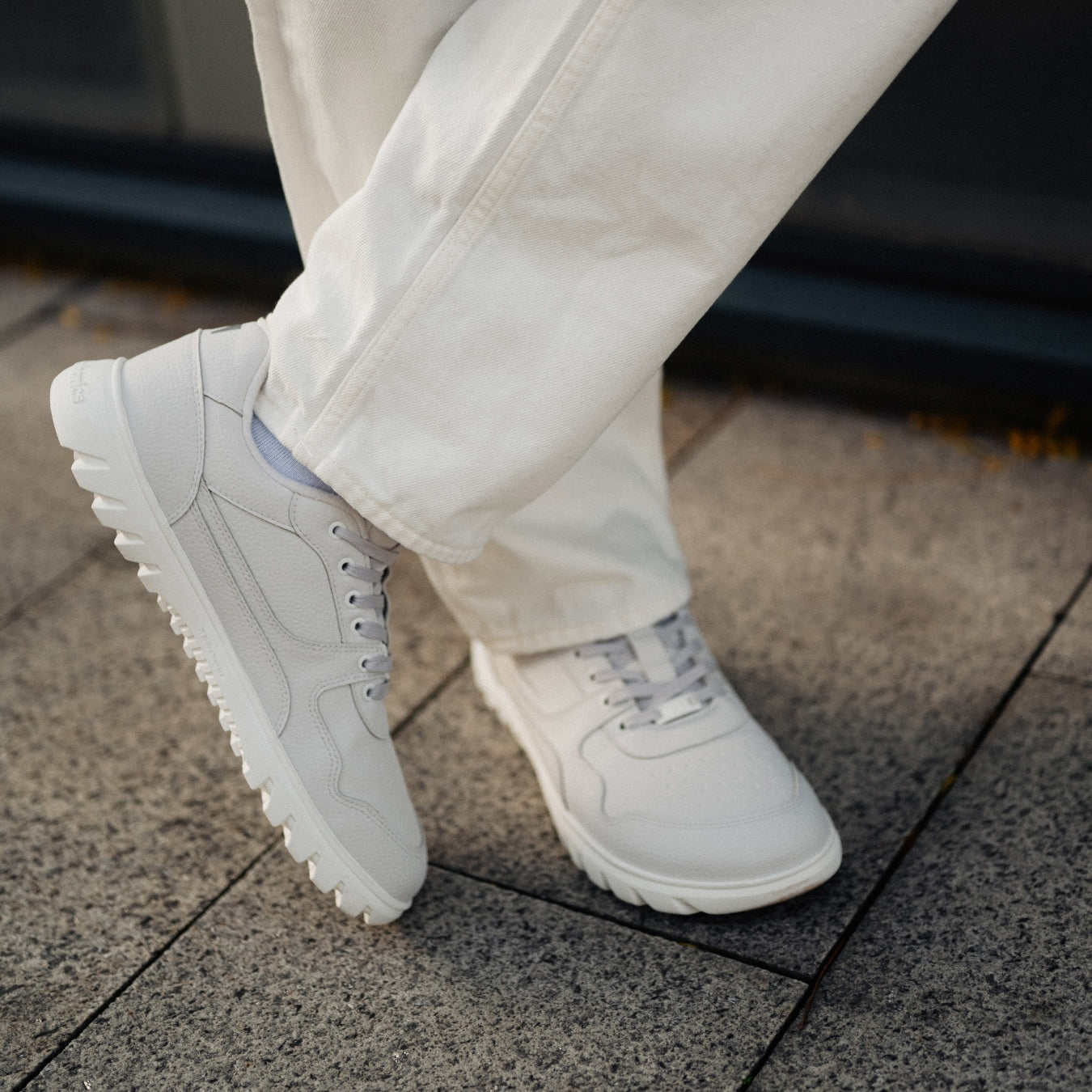 Barfuß-Sneaker Barebarics Zing Frost - Hellgrau & Weiß
