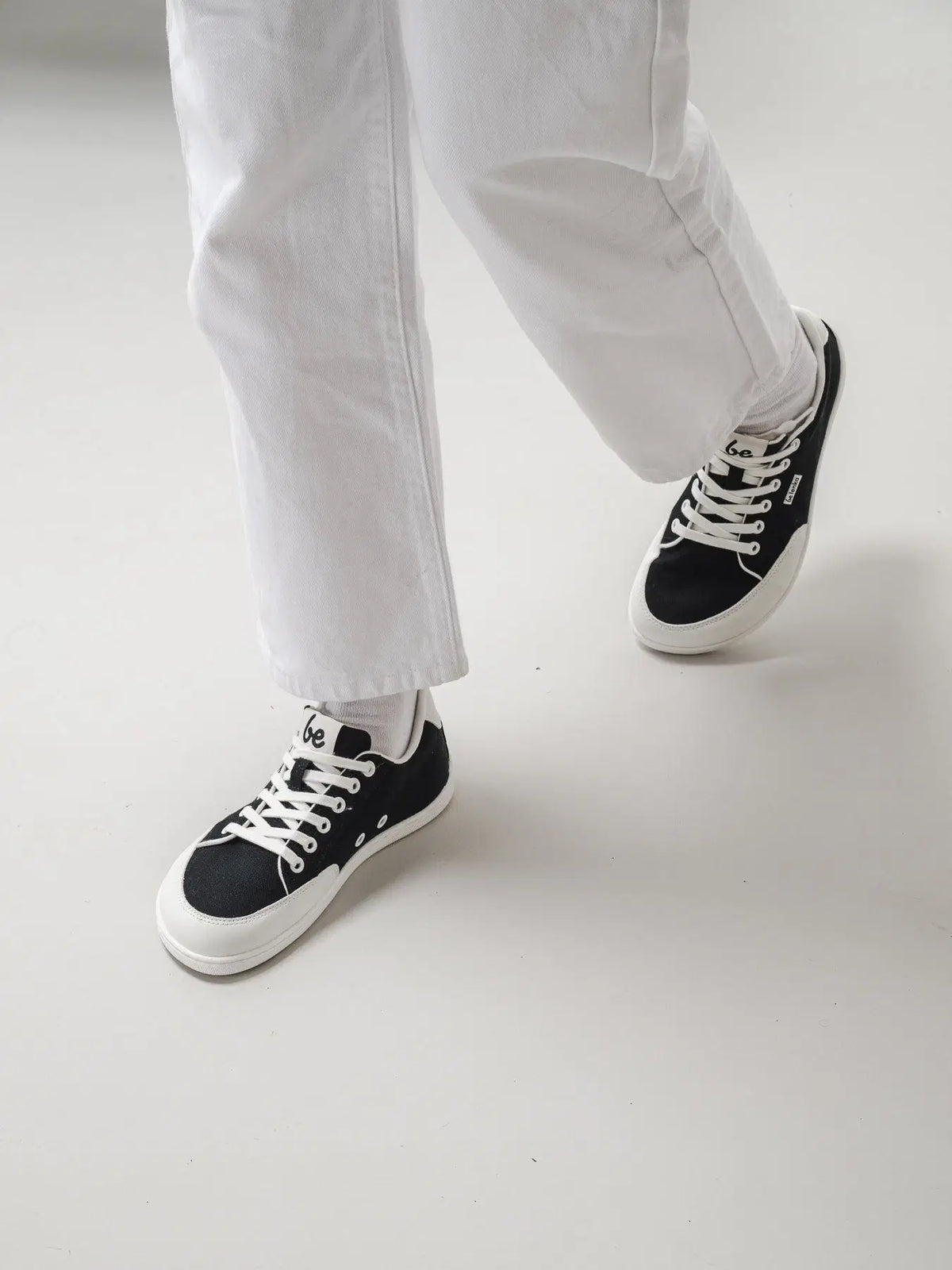 Barefoot Sneakers Be Lenka Rebound - Black & White