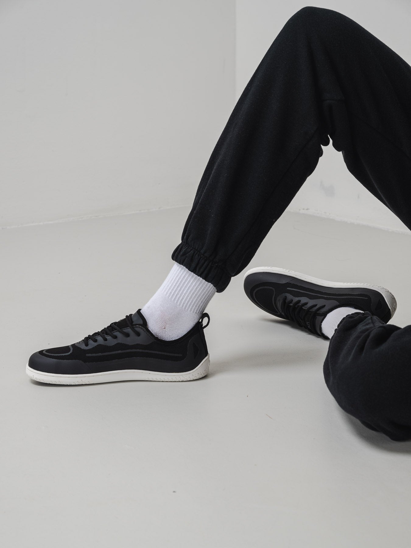 Barfuß Sneaker Be Lenka Velocity - Schwarz
