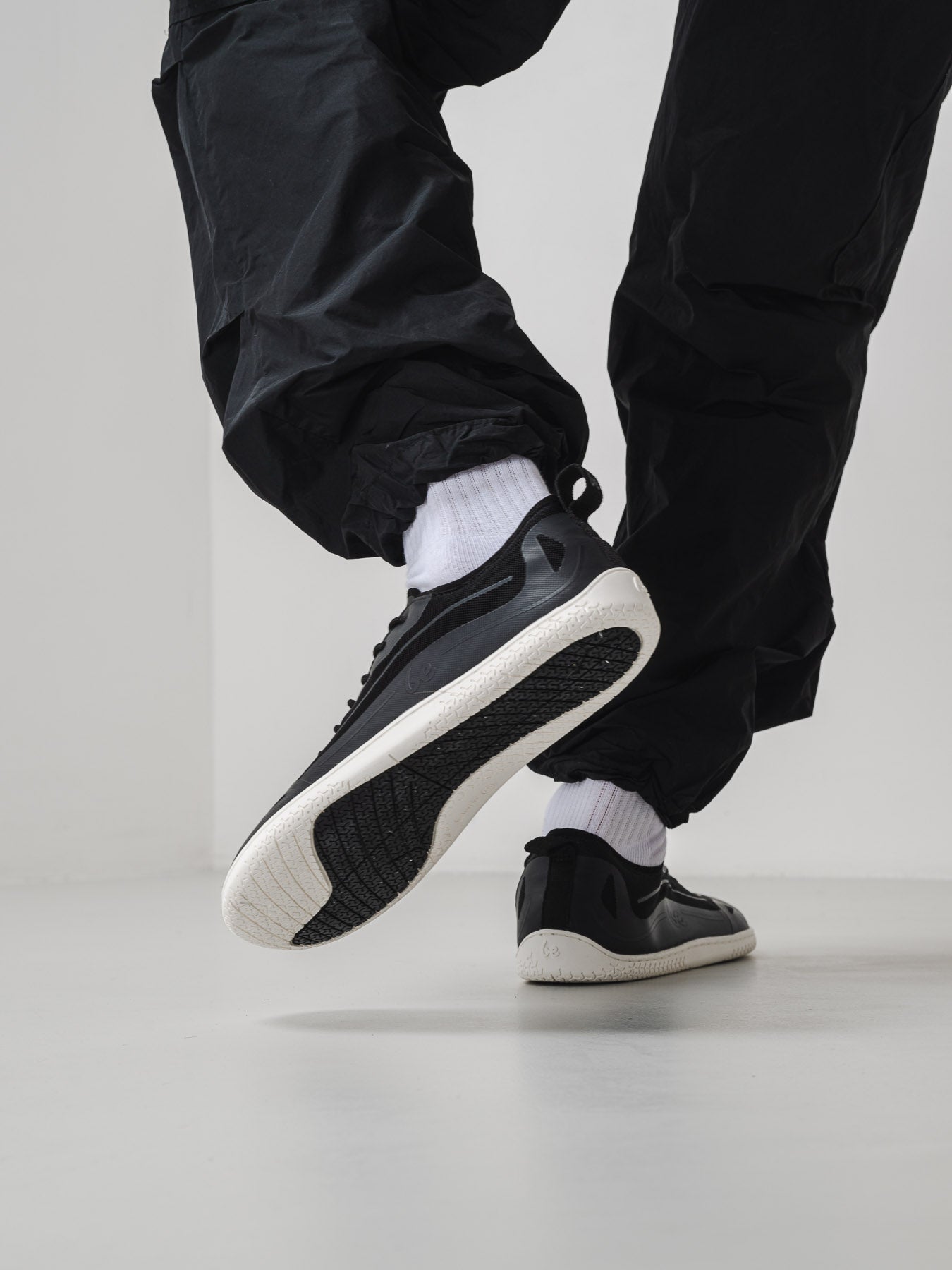 Barfuß Sneaker Be Lenka Velocity - Schwarz