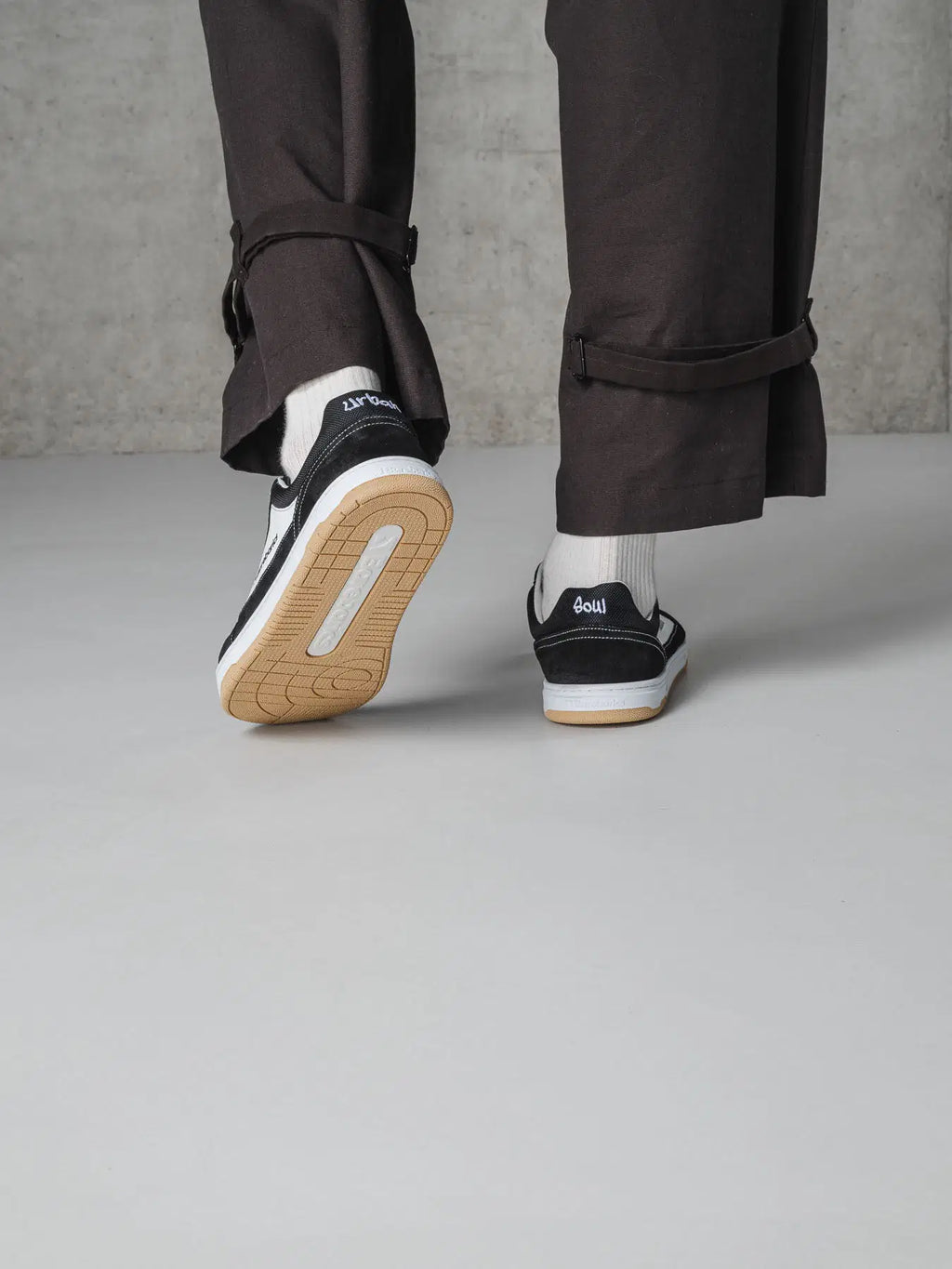 Barefoot Shoes Barebarics Legend - Black & White
