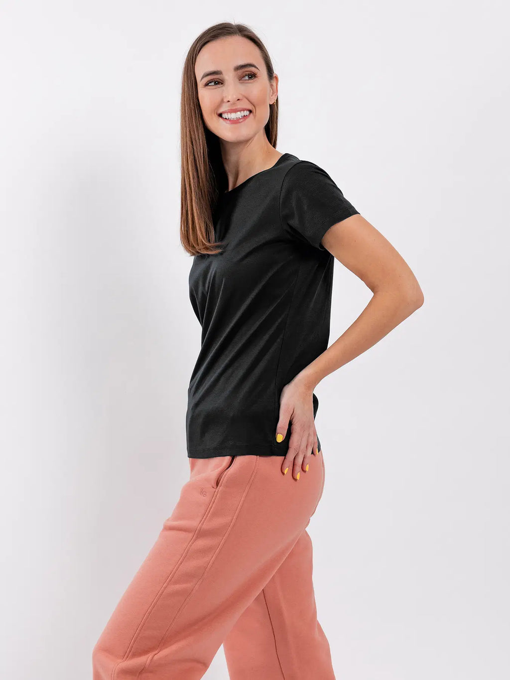 Damen Rundhals-T-Shirt Be Lenka Essentials – Jet Black