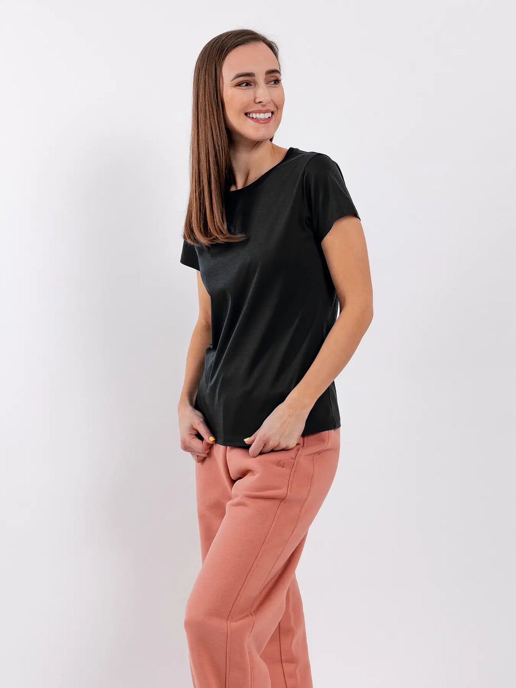 Damen Rundhals-T-Shirt Be Lenka Essentials – Jet Black