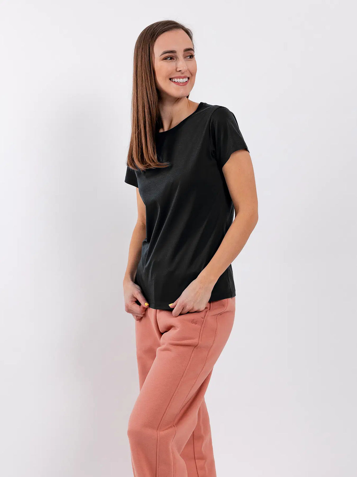 Damen Rundhals-T-Shirt Be Lenka Essentials – Jet Black