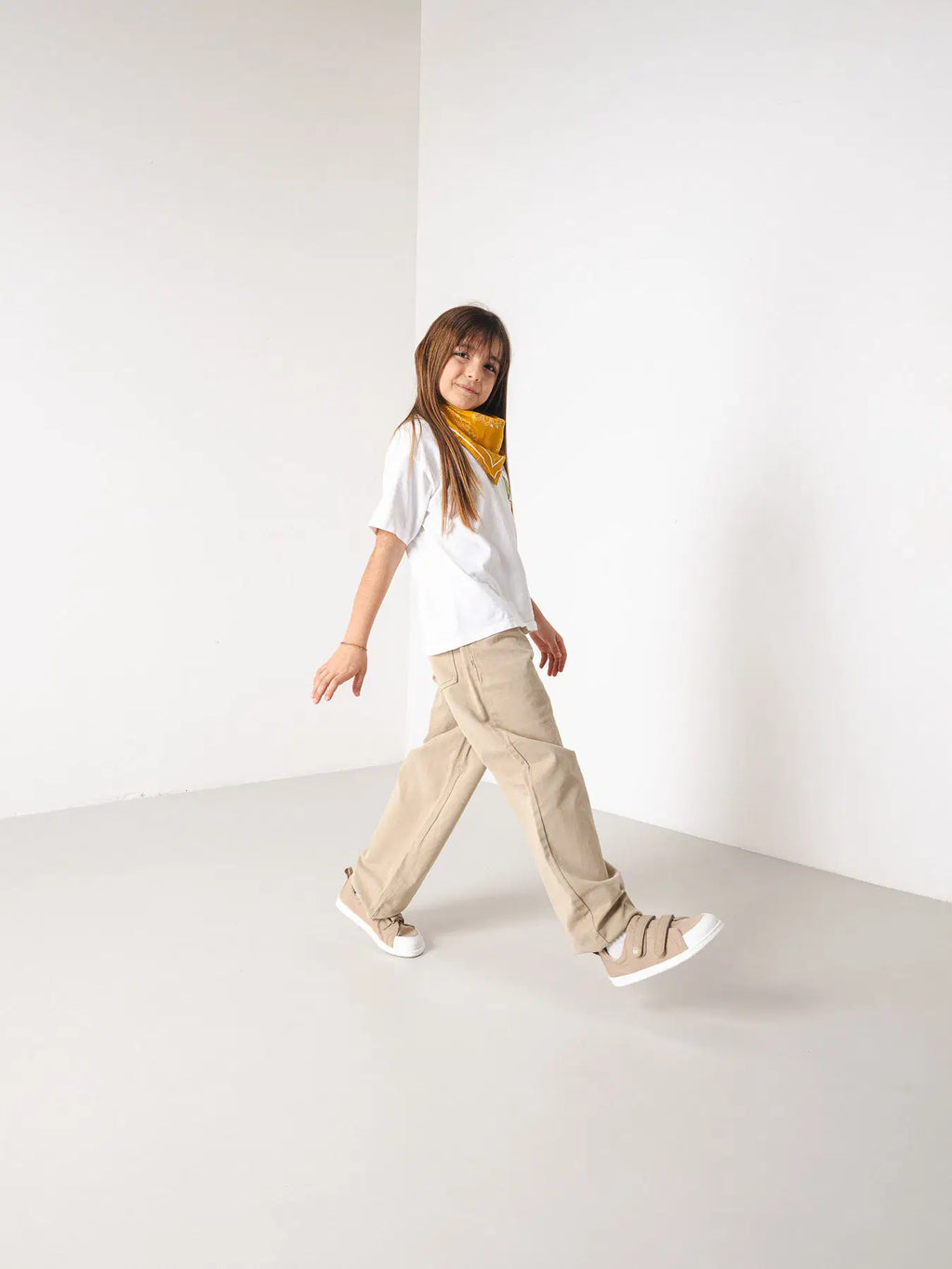 Barfußschuhe für Kinder Be Lenka Canvi Kids - Hellbraun